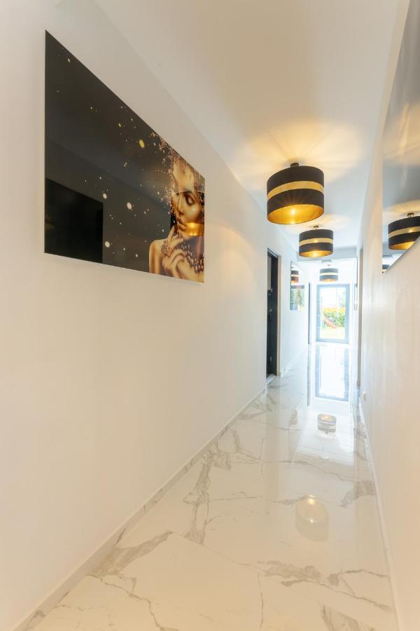 Sunrise Apartaments Luxury روفي المظهر الخارجي الصورة